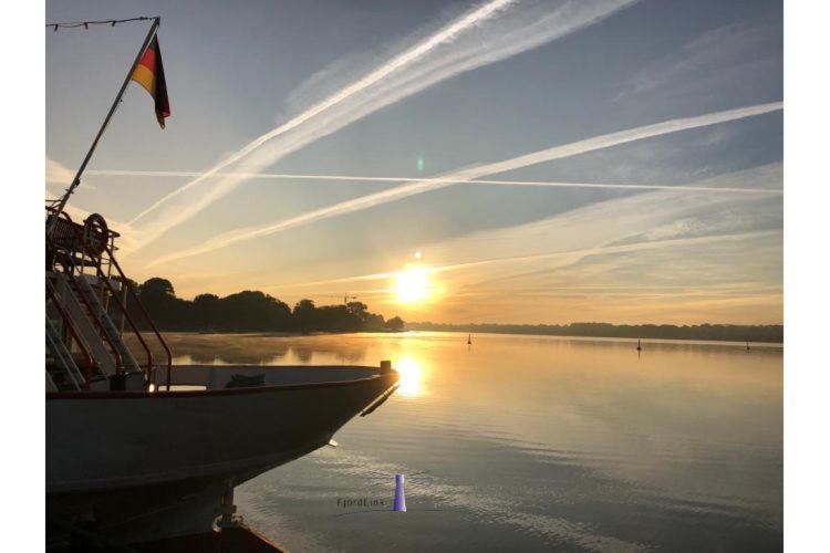 Hausboot Fjord Aries Mit Dachterrasse In Schleswig Hotel Eksteriør billede